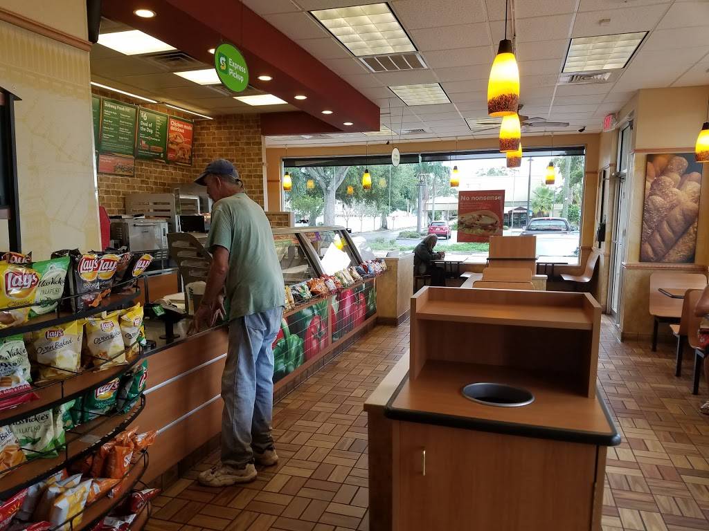 Subway Restaurants | restaurant | 3135 34th St N, St. Petersburg, FL 33713, USA | 7275219900 OR +1 727-521-9900