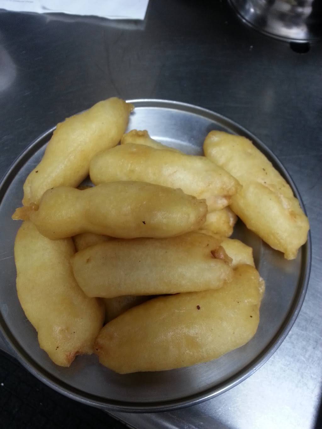 Xins Chinese Restaurant & Dragon Lounge | restaurant | 760 Main St, Lewiston, ME 04240, USA | 2077778000 OR +1 207-777-8000