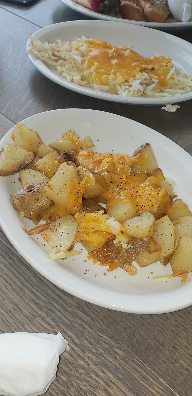 Boathouse Cafe | cafe | 2215 E Waterloo Rd, Akron, OH 44312, USA | 2342311556 OR +1 234-231-1556