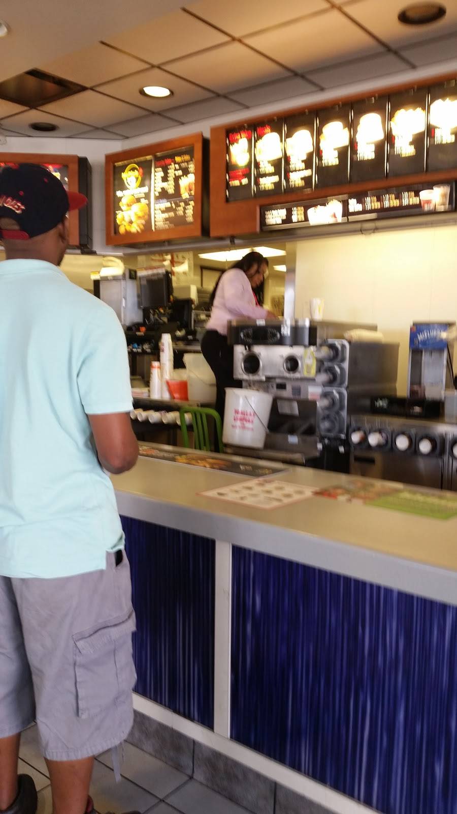 McDonalds | cafe | 5320 Norwood Ave, Jacksonville, FL 32208, USA | 9047684000 OR +1 904-768-4000