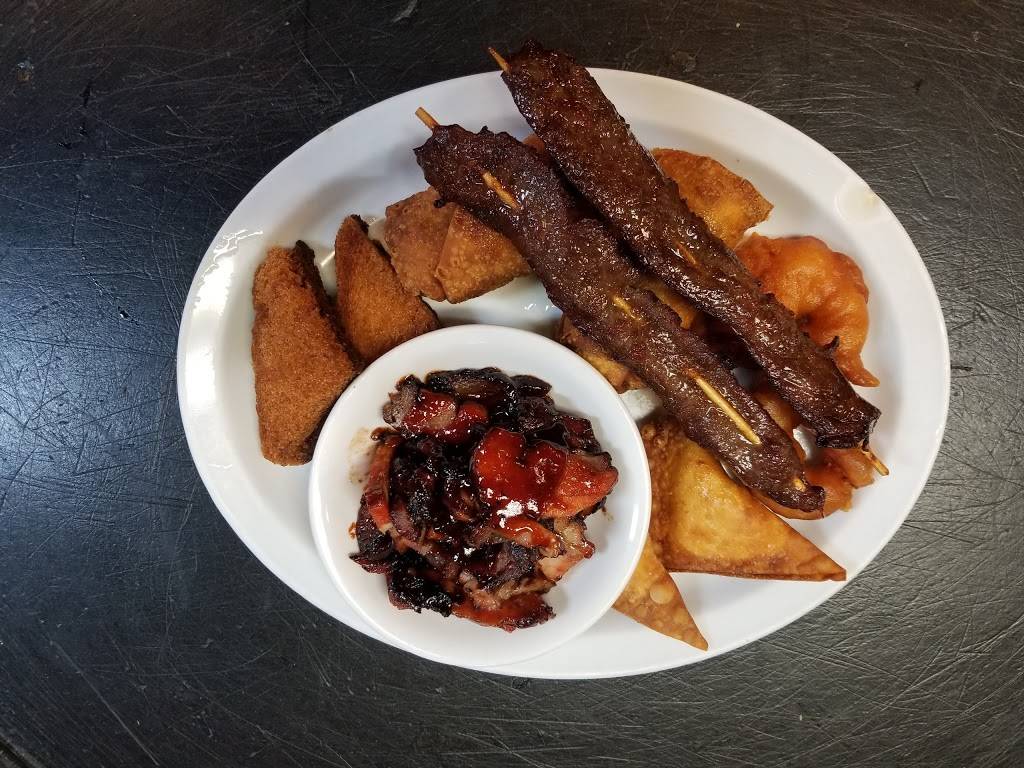 Golden Buddha | restaurant | 10 W 815 N, Howe, IN 46746, USA | 2605622646 OR +1 260-562-2646