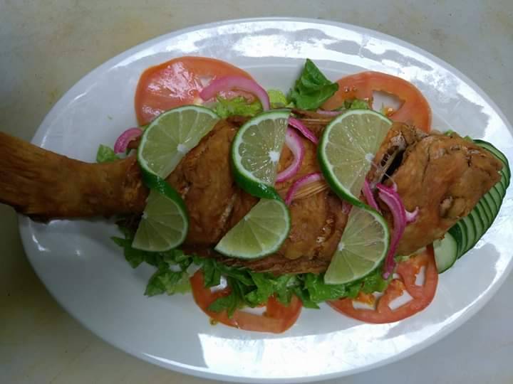 De la Cruz Vargas Restaurant | restaurant | 82 Redwood Ave, Paterson, NJ 07502, USA | 9737826418 OR +1 973-782-6418