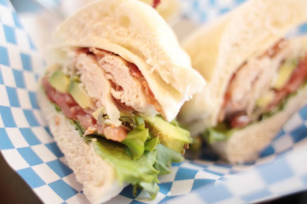 Cornerstone Family Restaurant | restaurant | 1101 W Center St, Eureka, IL 61530, USA | 3094675472 OR +1 309-467-5472