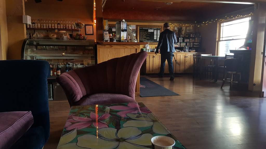 McClains Coffeehouse | cafe | 817 N Harbor Blvd, Fullerton, CA 92832, USA | 7145255282 OR +1 714-525-5282