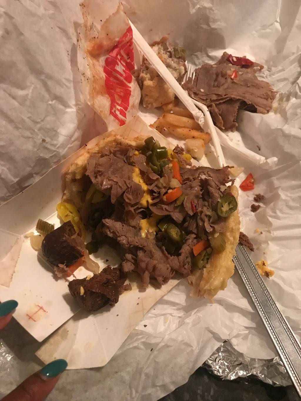 Kennedy Fish & Chicken Corporation | restaurant | 2425 E 72nd St, Chicago, IL 60649, USA | 7732211000 OR +1 773-221-1000