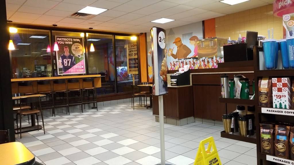 Dunkin | bakery | 129 Main St, North Andover, MA 01845, USA | 9787940466 OR +1 978-794-0466