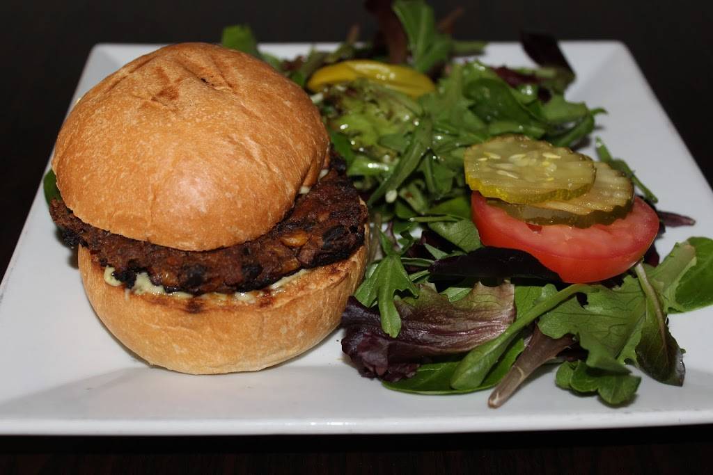 Utopia Good Food & Fine Art | restaurant | 445 E 1st St, Long Beach, CA 90802, USA | 5624326888 OR +1 562-432-6888