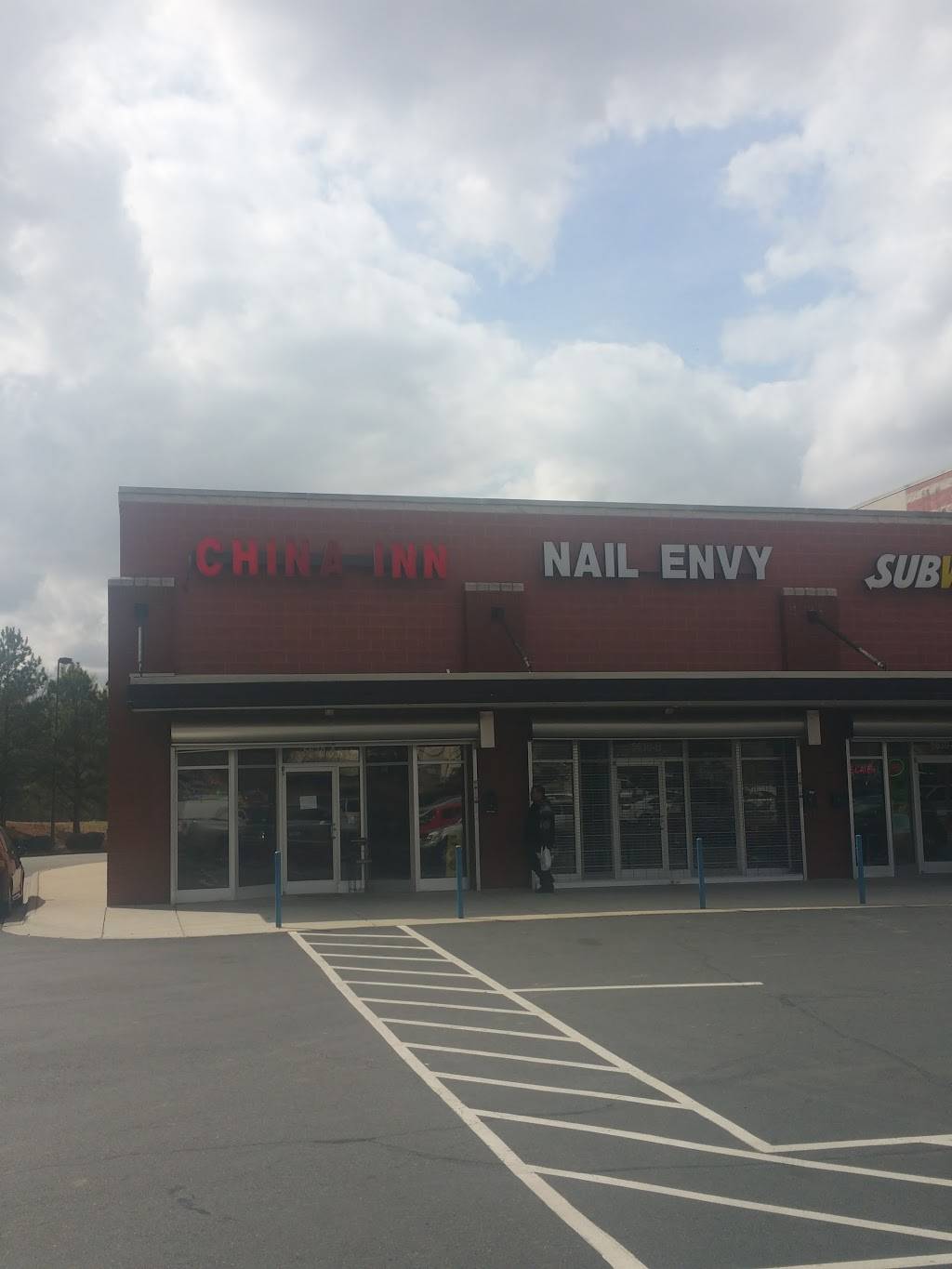 Subway Restaurants | restaurant | 5630 N Graham St, Charlotte, NC 28269, USA | 7045975253 OR +1 704-597-5253