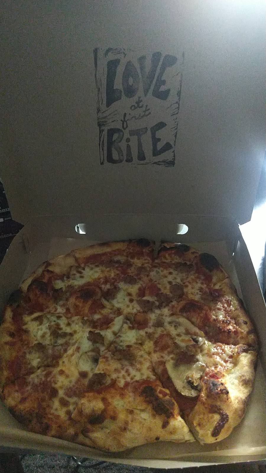 Little Zoes Pizza. Brick oven and Take & Bake | restaurant | 149 Emerald St #5, Keene, NH 03431, USA | 6033586001 OR +1 603-358-6001