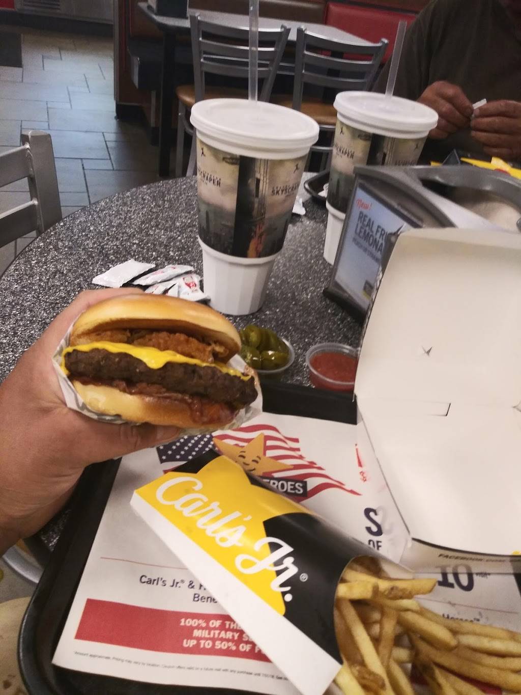 Carls Jr. | restaurant | 871 Marina Village Parkway, Alameda, CA 94501, USA | 5105231464 OR +1 510-523-1464