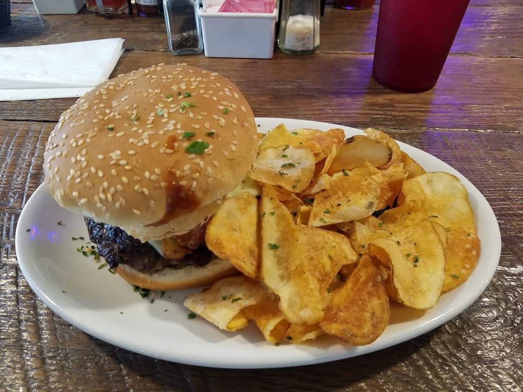 Deanies Restaurant & Bar | restaurant | 7350 Hayne Blvd, New Orleans, LA 70126, USA | 5042486700 OR +1 504-248-6700