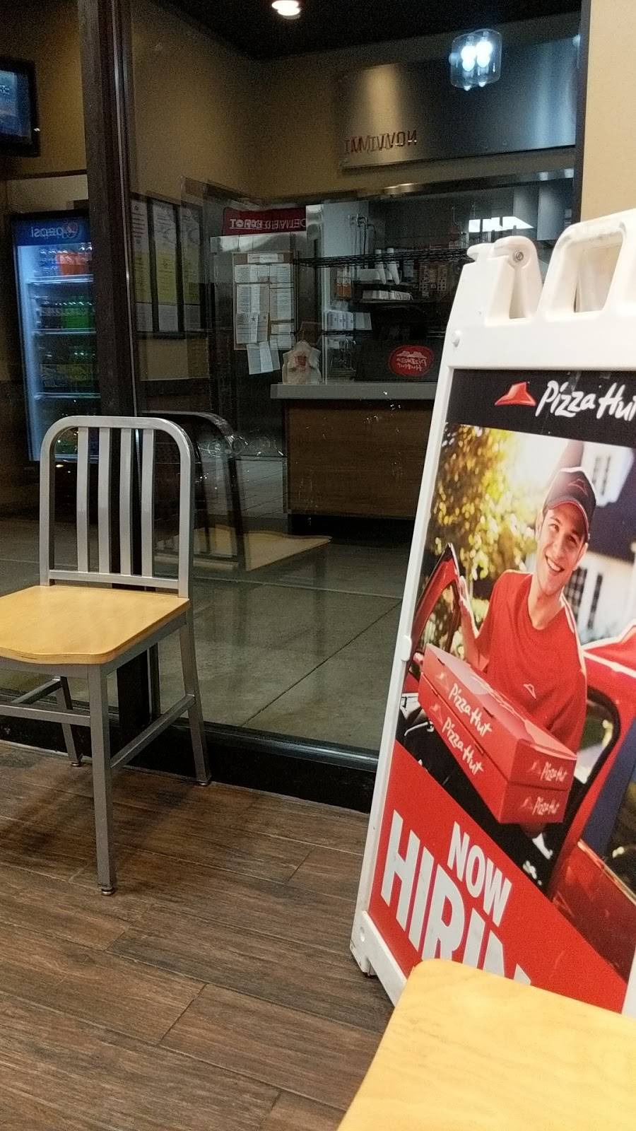 Pizza Hut | meal takeaway | 43443 Grand River Ave Ste 220, Novi, MI 48375, USA | 2483484600 OR +1 248-348-4600