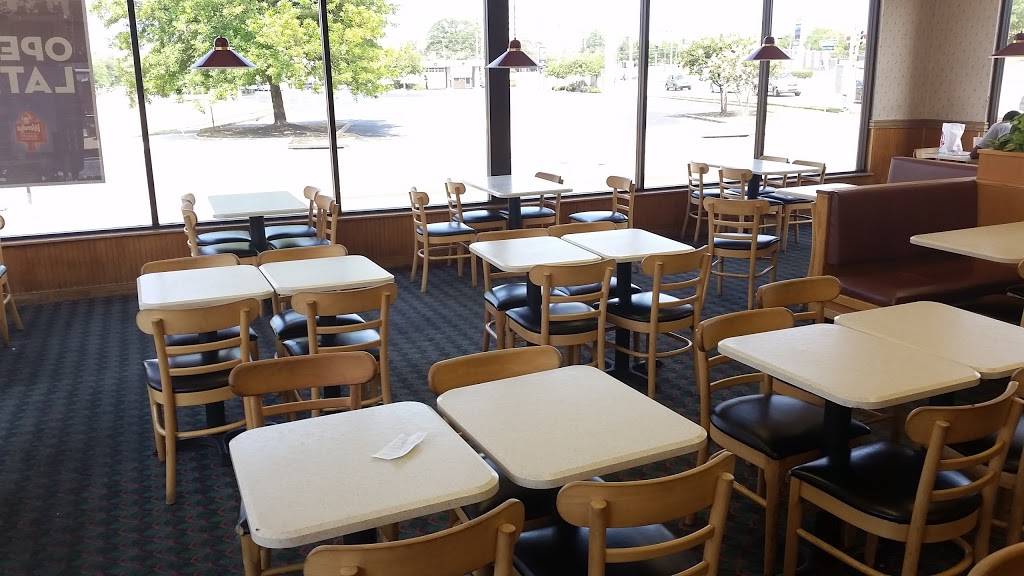 Wendys | restaurant | 315 Washington Ave, Memphis, TN 38103, USA | 9018962958 OR +1 901-896-2958