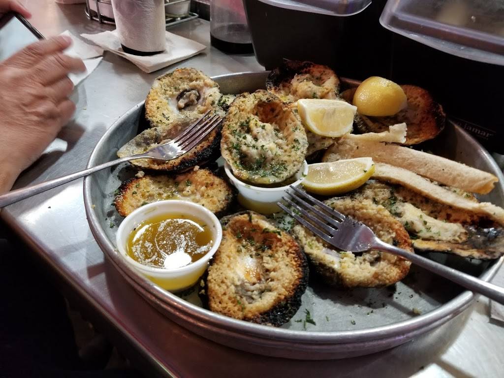 Aw Shucks | restaurant | 1630 S Stemmons Fwy, Lewisville, TX 75067, USA | 9724362520 OR +1 972-436-2520