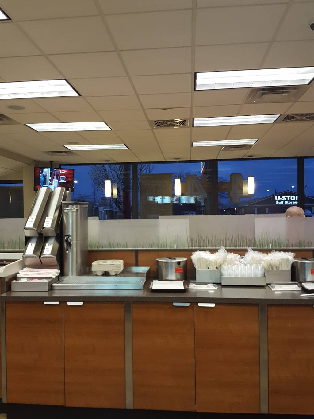 Wendys | restaurant | 3323 E Washington St, Indianapolis, IN 46201, USA | 3176389152 OR +1 317-638-9152