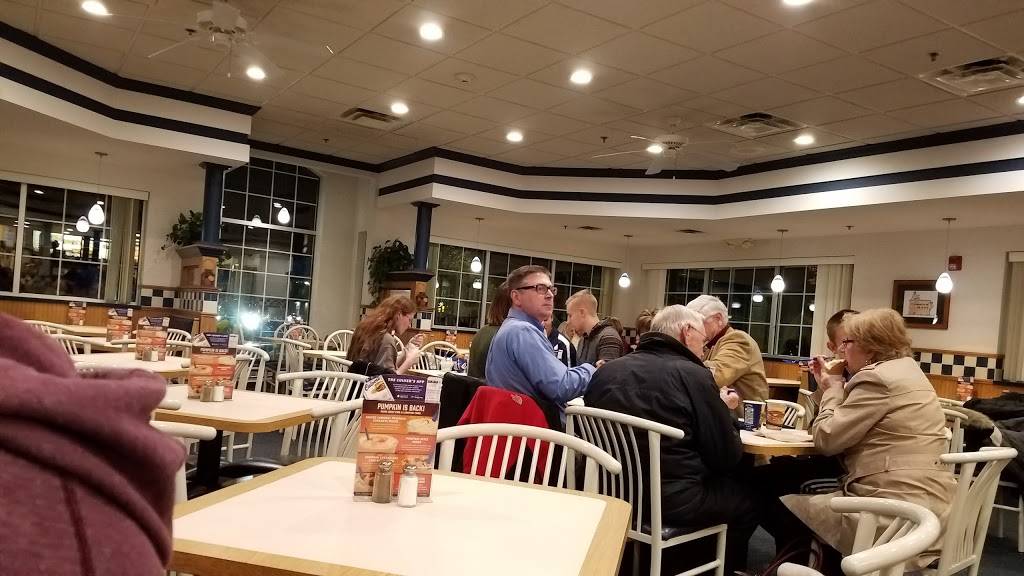 Culvers | restaurant | 2500 Ogden Ave, Downers Grove, IL 60515, USA | 6304349401 OR +1 630-434-9401