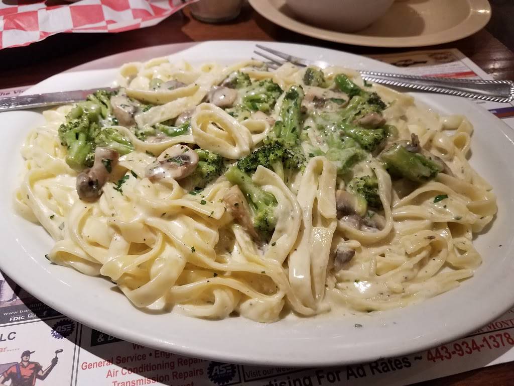 Marios Pizza | restaurant | 36 W Main St, Berryville, VA 22611, USA | 5409554848 OR +1 540-955-4848