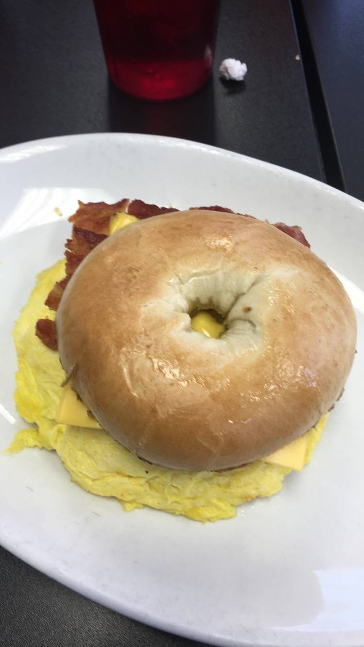 Allins Diner | restaurant | 130 N Kingshighway St, St Charles, MO 63301, USA | 6369465556 OR +1 636-946-5556