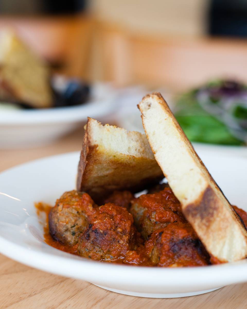 Pizzeria Paradiso | restaurant | 4800 Rhode Island Ave, Hyattsville, MD 20781, USA | 2404673210 OR +1 240-467-3210