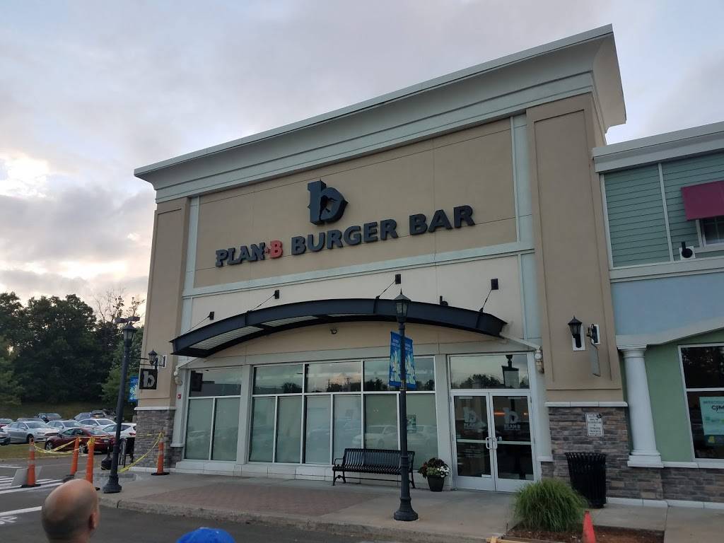 Plan B Burger Bar | restaurant | 1638 Boston Post Rd, Milford, CT 06460, USA | 2037138700 OR +1 203-713-8700