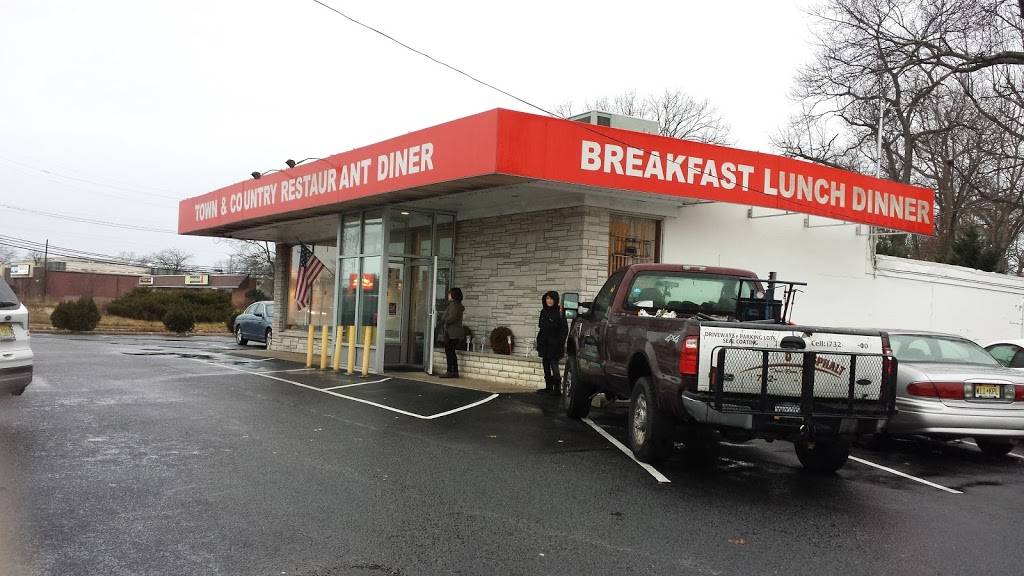 Town & Country Restaurant | restaurant | 660 Rte 37 W, Toms River, NJ 08755, USA | 7325693910 OR +1 732-569-3910