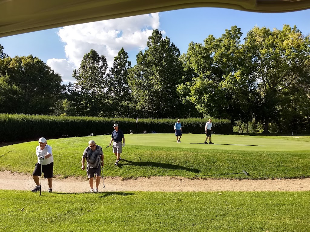 Crawfordsville Country Club | restaurant | 3272 Country Club Rd, Crawfordsville, IN 47933, USA | 7653622809 OR +1 765-362-2809