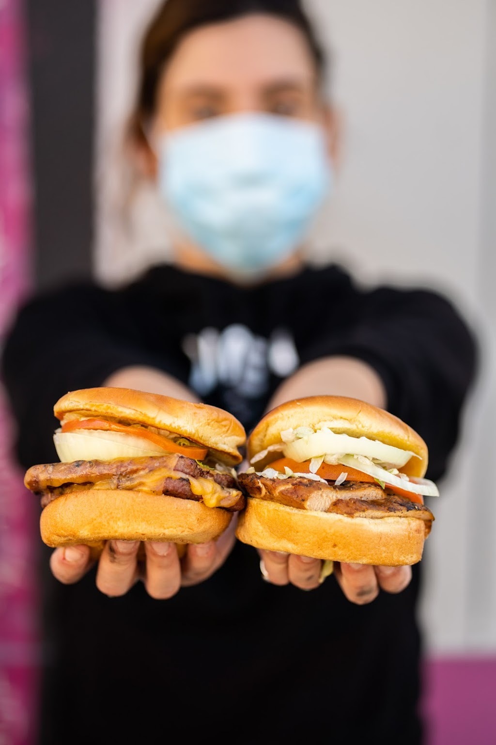 Big Deal Burger | meal takeaway | 40315 Winchester Rd ste d, Temecula, CA 92591, USA | 9514030581 OR +1 951-403-0581