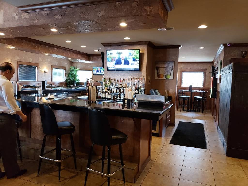 FORTY10 Bar & Grille | restaurant | 4010 Boardman-Canfield Rd Ste. 5, Canfield, OH 44406, USA | 3309674400 OR +1 330-967-4400