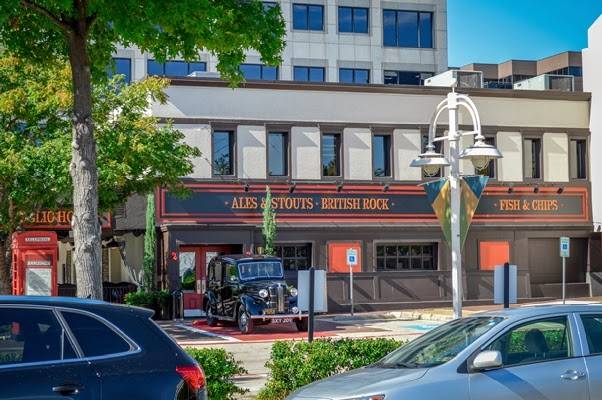 British Beverage Company | restaurant | 2800 Routh St, Dallas, TX 75201, USA | 2149228220 OR +1 214-922-8220