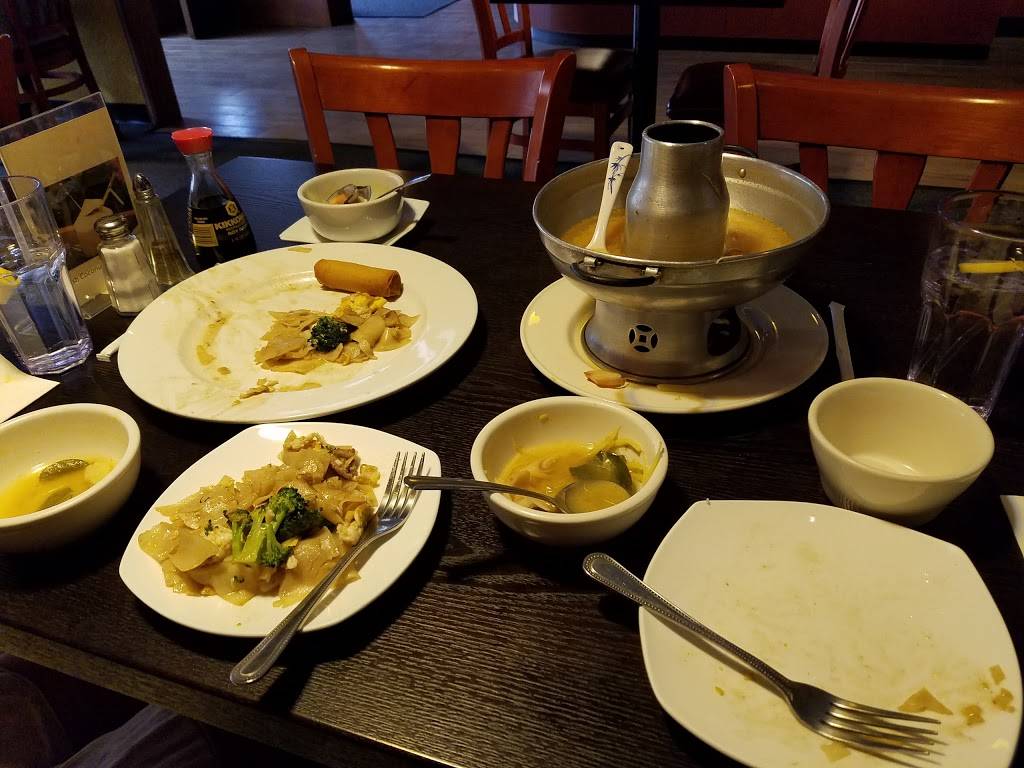 Chada Thai Cuisine | restaurant | 1420 N Palm Canyon Dr, Palm Springs, CA 92262, USA | 7603223992 OR +1 760-322-3992