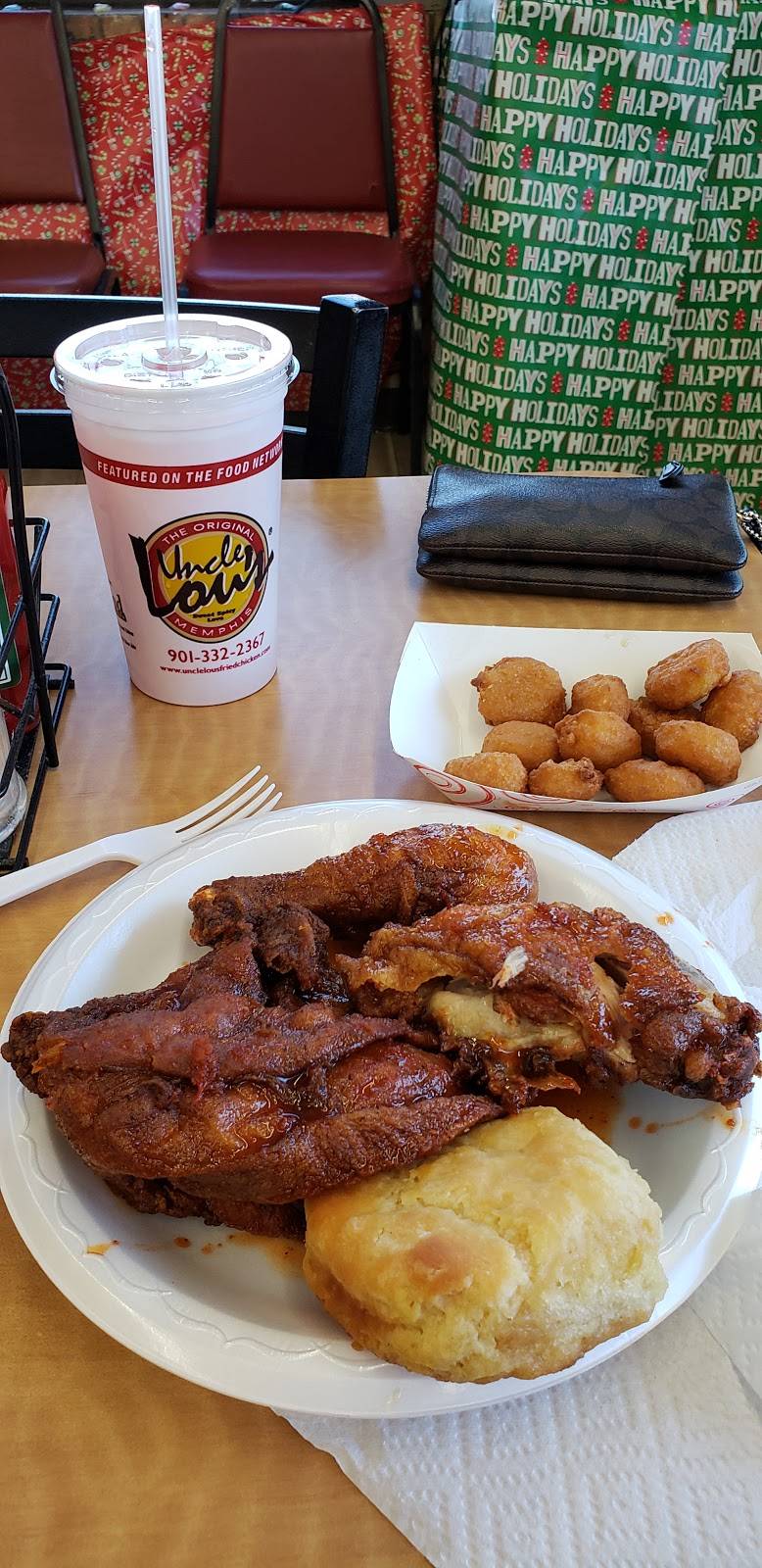 Uncle Lous Fried Chicken | restaurant | 3633 Millbranch Rd, Memphis, TN 38116, USA | 9013322367 OR +1 901-332-2367