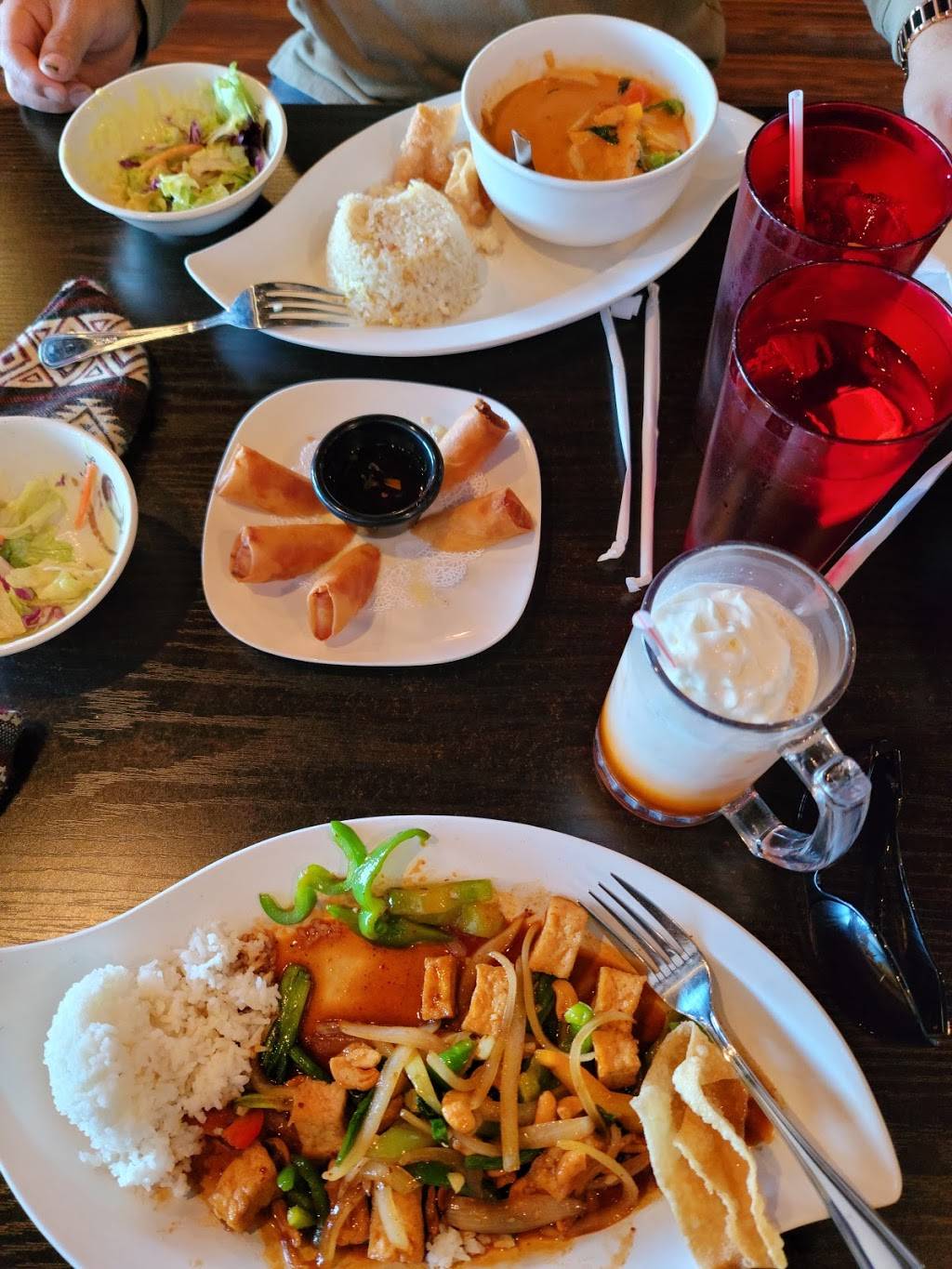 Tai kitchen | restaurant | 114 E Main St, Branson, MO 65616, USA | 4173203097 OR +1 417-320-3097