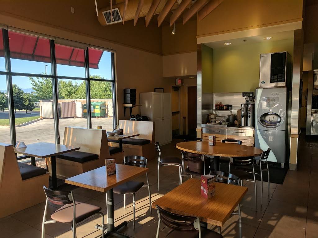 Noodles and Company | restaurant | 7632 S Campus View Dr, West Jordan, UT 84084, USA | 8012802095 OR +1 801-280-2095