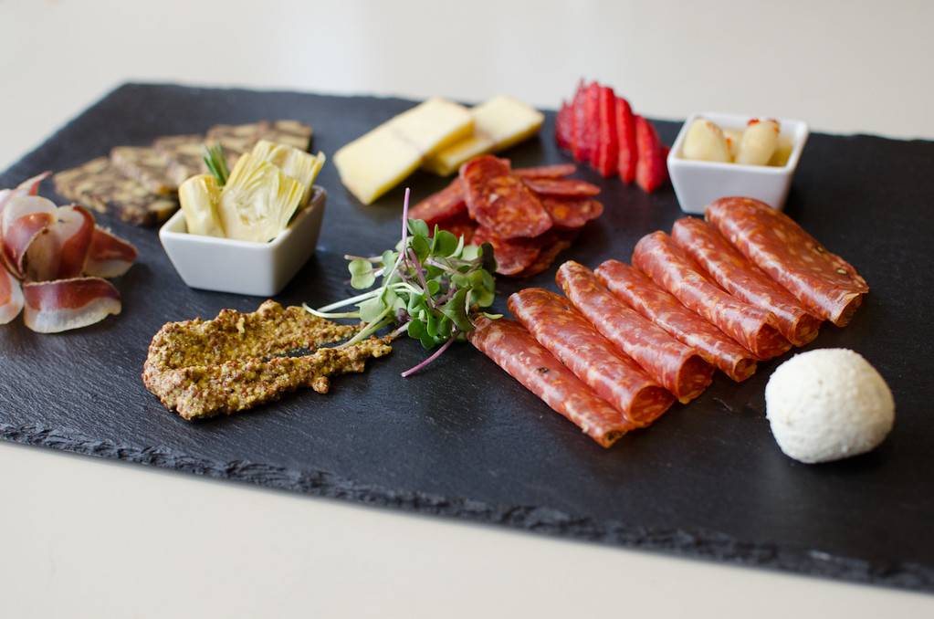 Taste | restaurant | 30 W Dale St, Colorado Springs, CO 80903, USA | 7196345583 OR +1 719-634-5583