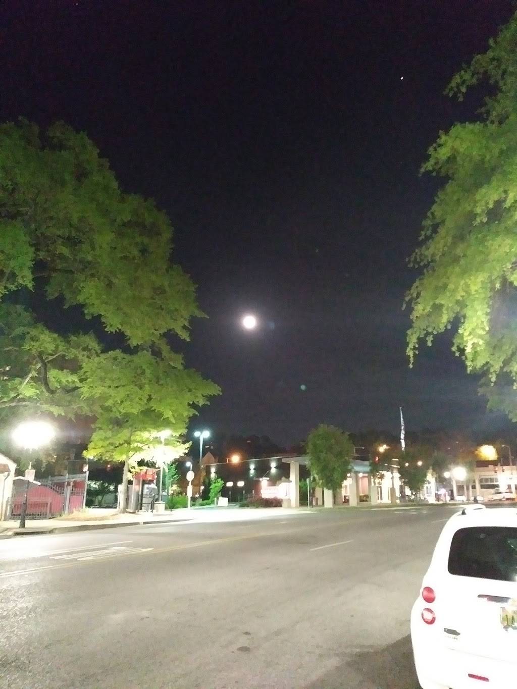 Jimmy Johns | meal delivery | 1919 11th Ave S, Birmingham, AL 35205, USA | 2059332425 OR +1 205-933-2425