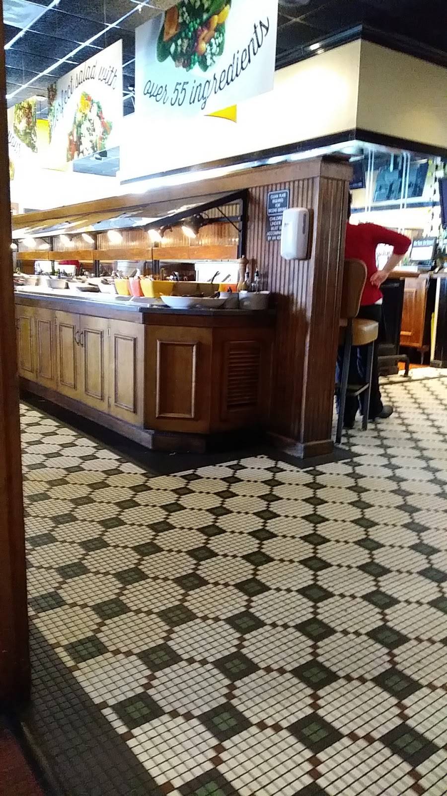 Ruby Tuesday | restaurant | 5005 Fayetteville Rd, Lumberton, NC 28358, USA | 9107396030 OR +1 910-739-6030