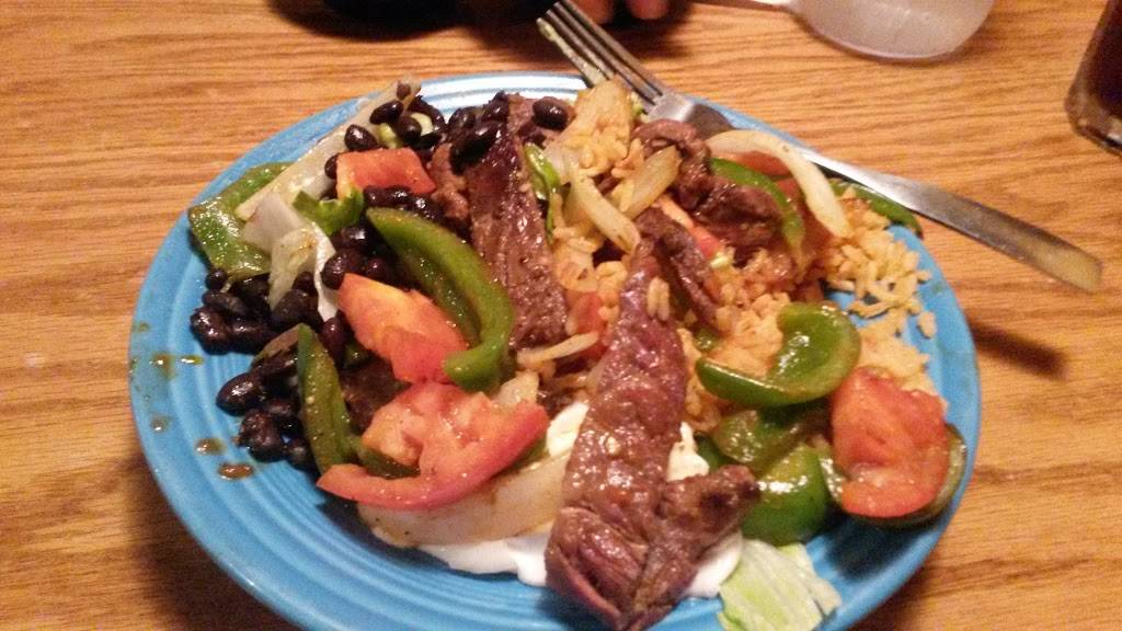 Cafe Salsa | restaurant | 9932 W 55th St, Countryside, IL 60525, USA | 7083525100 OR +1 708-352-5100