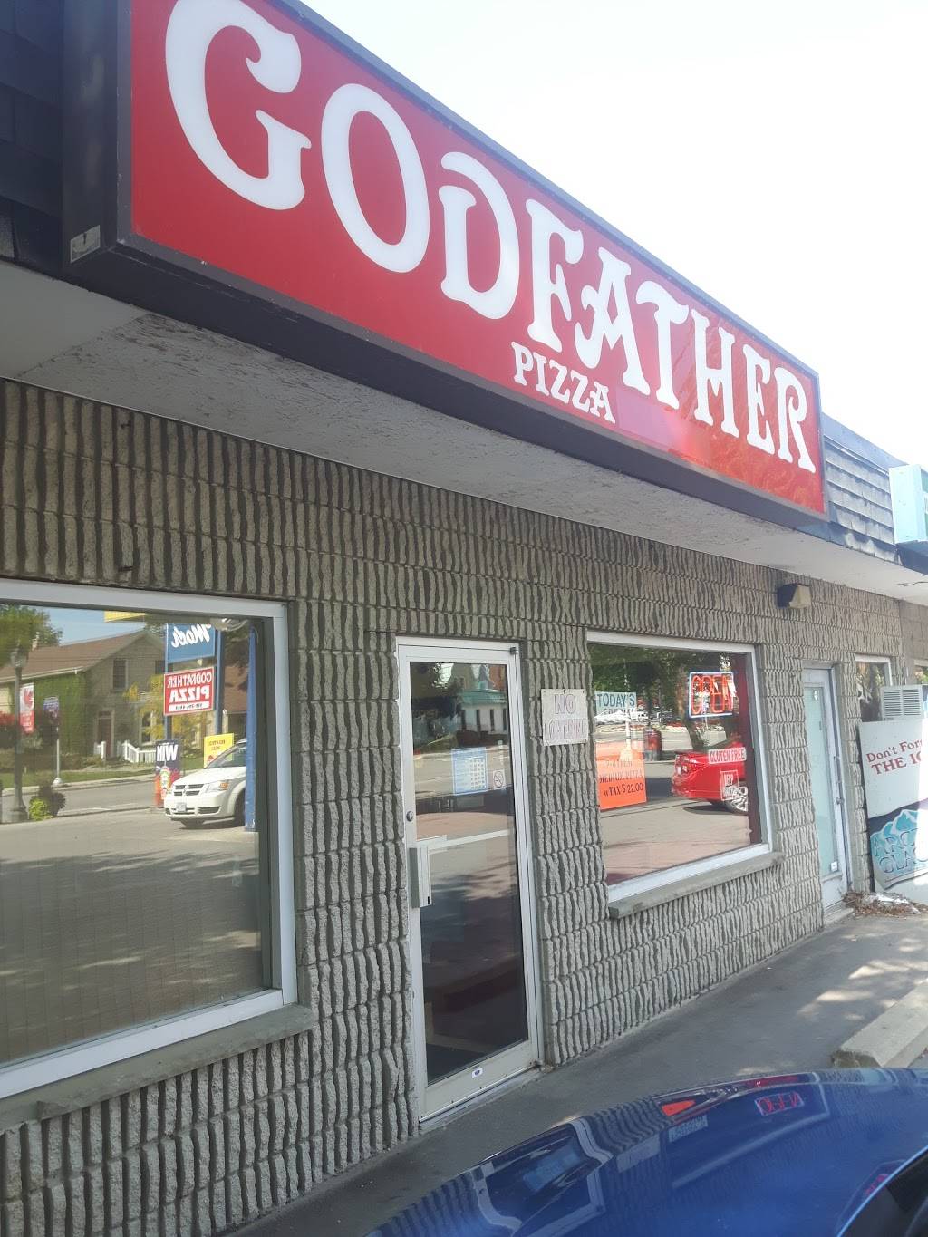 Godfather Pizza | restaurant | 950 Queen St, Kincardine, ON N2Z 2Y2, Canada | 5193964444 OR +1 519-396-4444