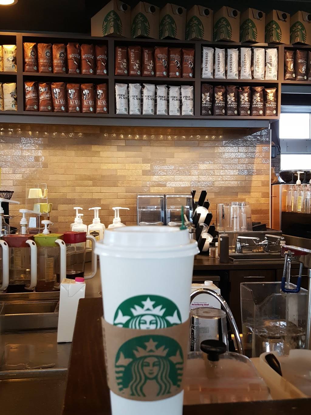 Starbucks | cafe | 5723 Coventry Ln Suite A, Fort Wayne, IN 46804, USA | 2604598500 OR +1 260-459-8500