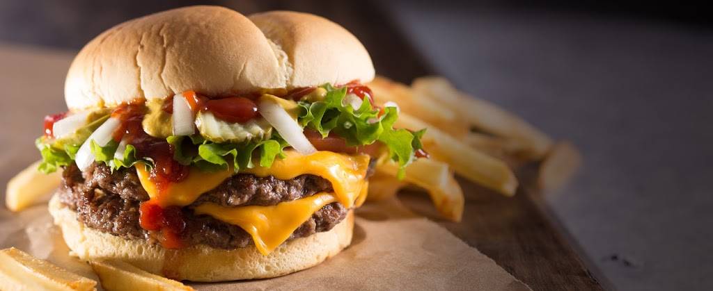 Wayback Burgers | restaurant | 7690 Voice of America Centre Dr, West Chester Township, OH 45069, USA | 5138471597 OR +1 513-847-1597