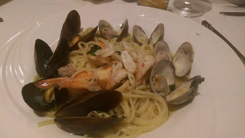 Cielo | restaurant | 1435 Hylan Blvd, Staten Island, NY 10305, USA | 7186682211 OR +1 718-668-2211