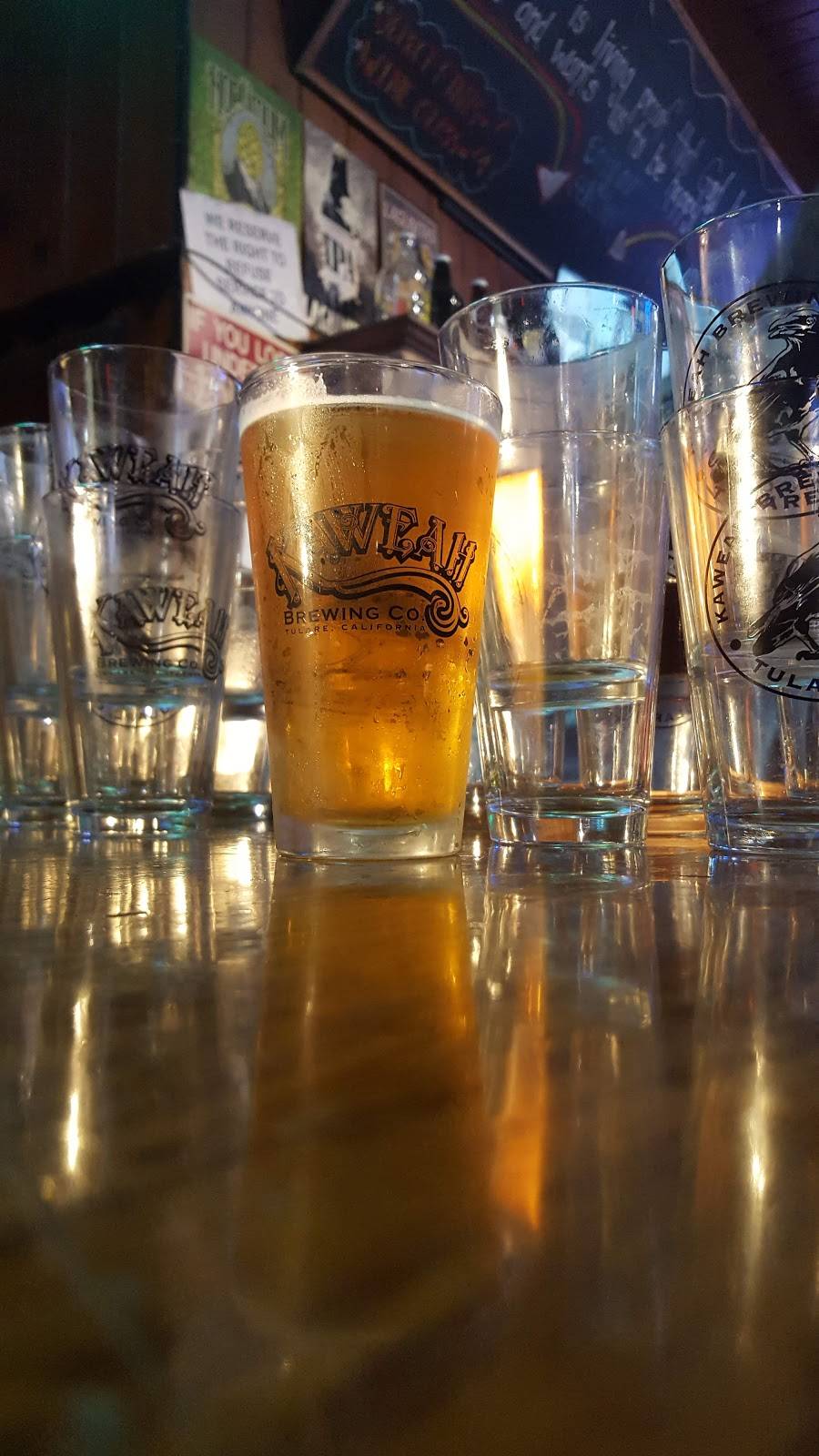 Howie & Sons Pizza Parlor | restaurant | 2430 S Mooney Blvd, Visalia, CA 93277, USA | 5597327949 OR +1 559-732-7949