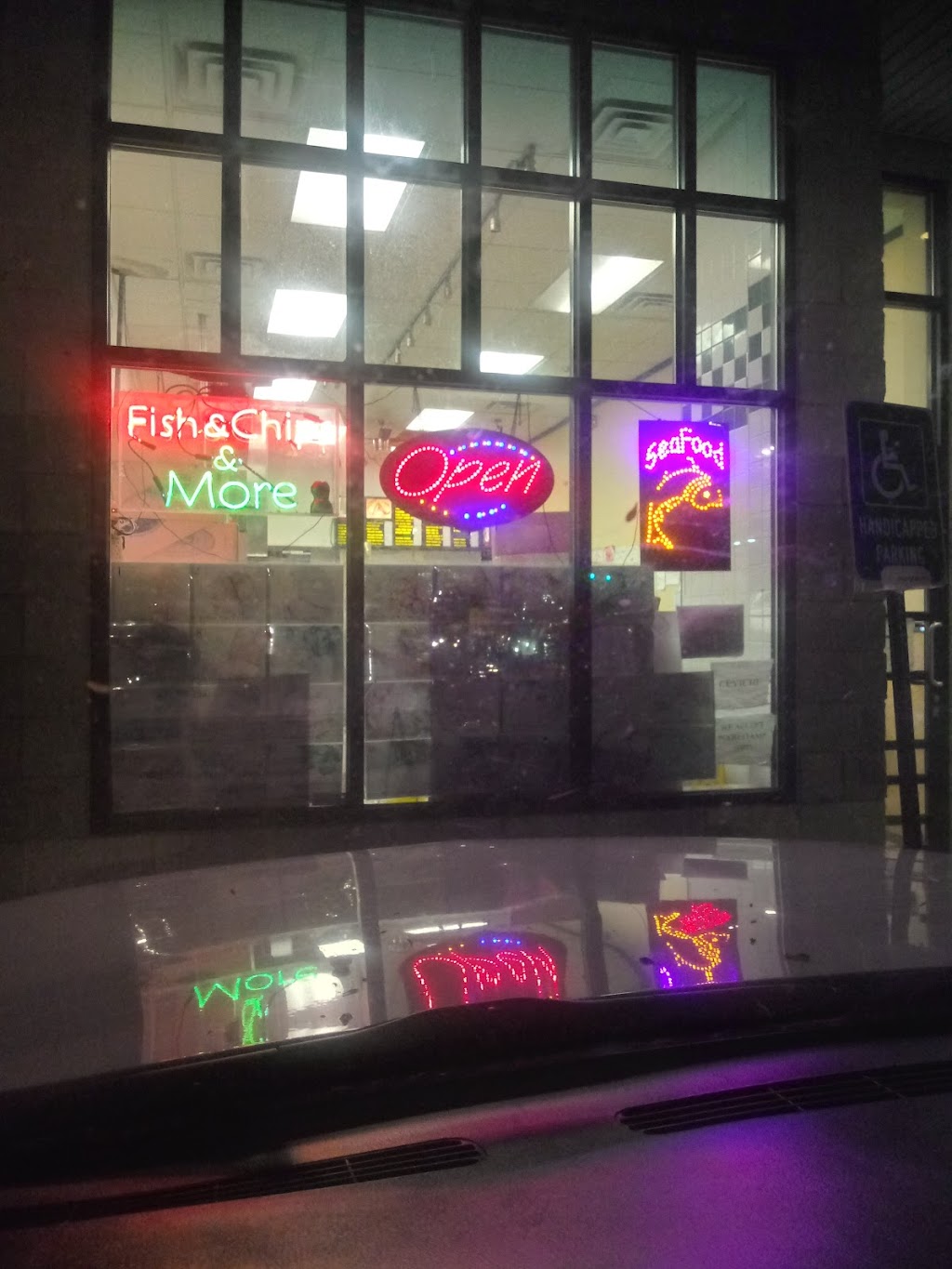 Chi Fish Market | restaurant | 1750 5th Ave #4, Bay Shore, NY 11706, USA | 6312737888 OR +1 631-273-7888