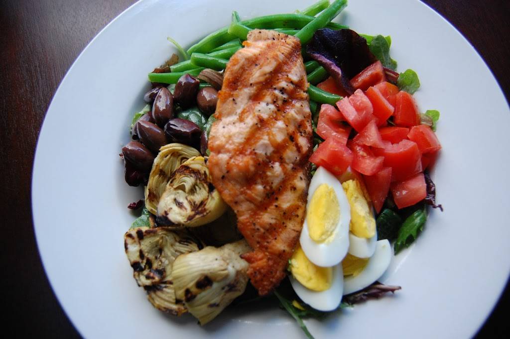 The Majestic Grille | restaurant | 145 S Main St, Memphis, TN 38103, USA | 9015228555 OR +1 901-522-8555