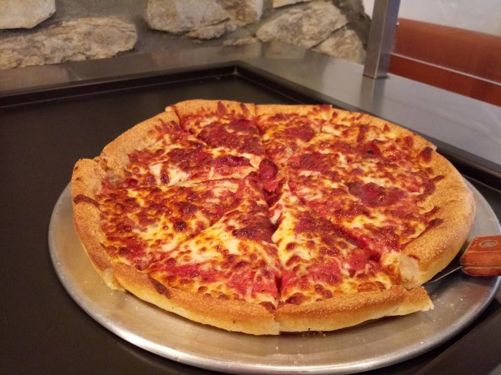 Milanos Pizza | restaurant | 305 S Main St, McGregor, TX 76657, USA | 2542364177 OR +1 254-236-4177