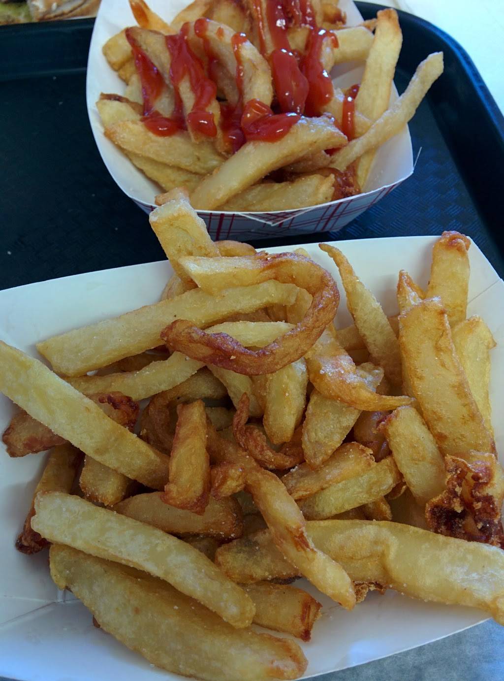 Happy Dog | restaurant | 18962 Sonoma Hwy, Sonoma, CA 95476, USA | 7079356211 OR +1 707-935-6211