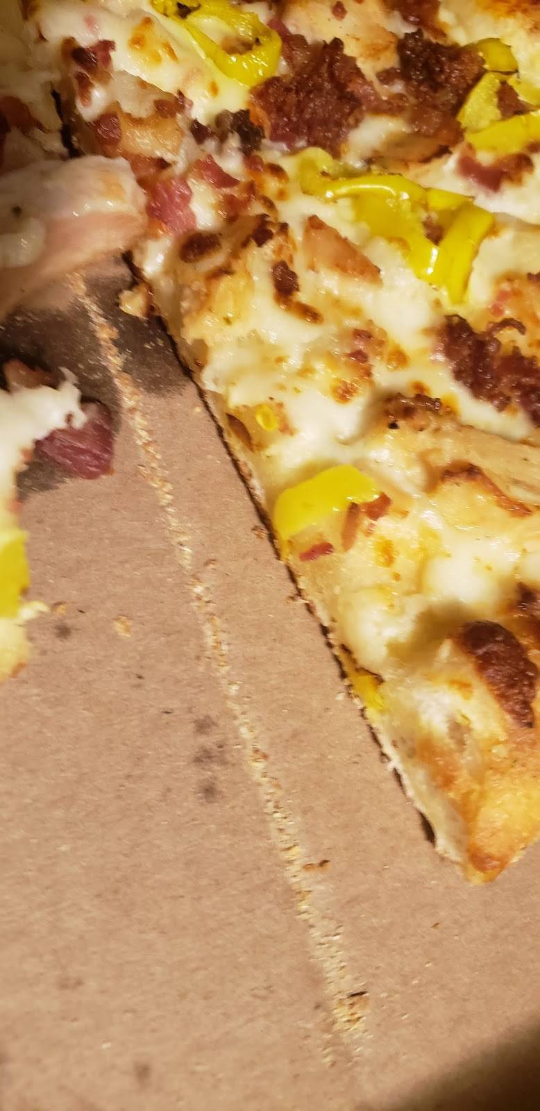 Dominos Pizza | meal delivery | 35173 E Michigan Ave, Wayne, MI 48184, USA | 7347223030 OR +1 734-722-3030