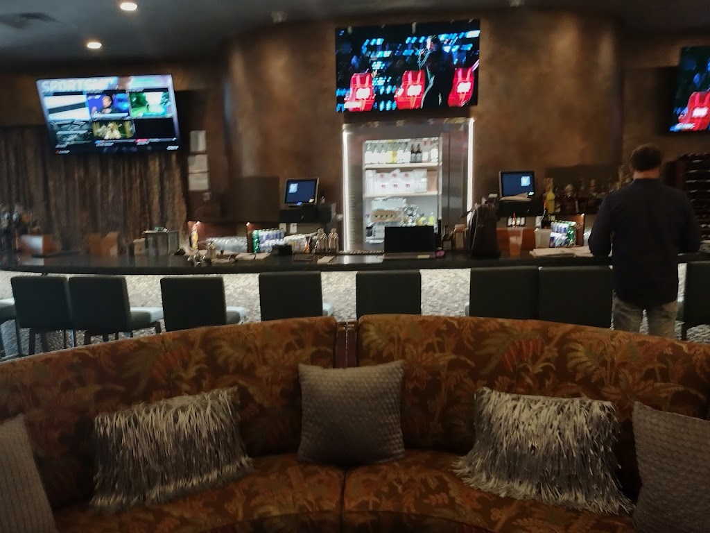 The Vault Bistro & Lounge | restaurant | 9203 N Pennsylvania Ave, Oklahoma City, OK 73120, USA | 4052423570 OR +1 405-242-3570