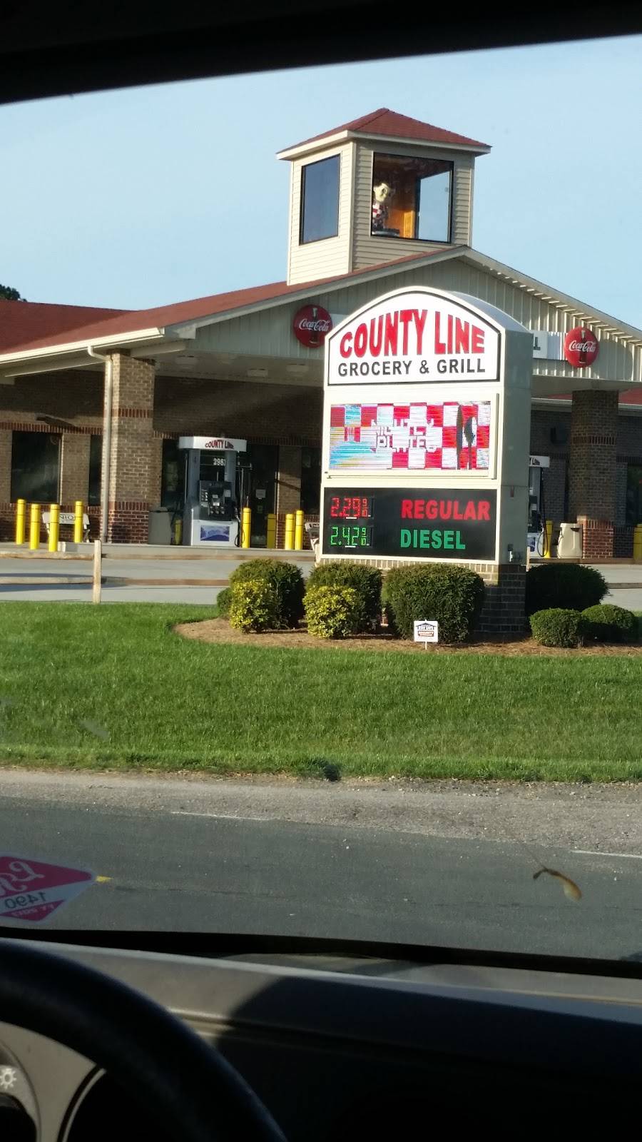 County Line Grocery & Grill | restaurant | 2981 Pilot-Riley Rd, Zebulon, NC 27597, USA | 9192690024 OR +1 919-269-0024