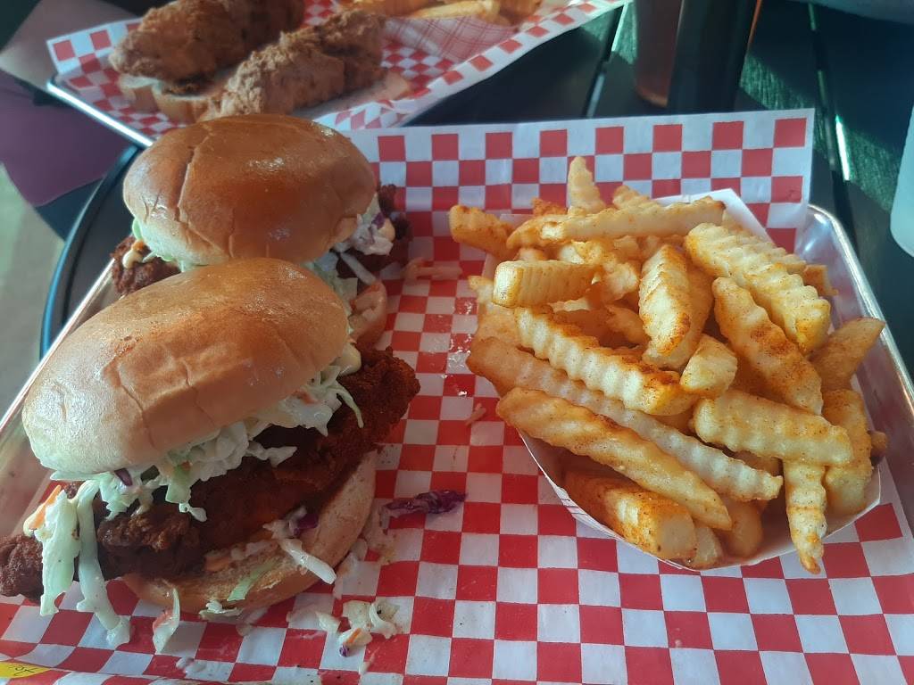 The Angry Bird Hot Chicken | restaurant | 5550 Sunrise Blvd #2, Citrus Heights, CA 95610, USA | 9168447667 OR +1 916-844-7667